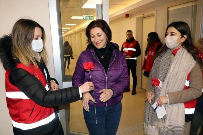 Ukraynadan tahliye edilen Kırım Türkleri Eskişehire geldi