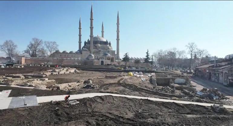 Selimiye Meydanı, mayısta açılıyor; Türkiyenin en büyüklerinden olacak