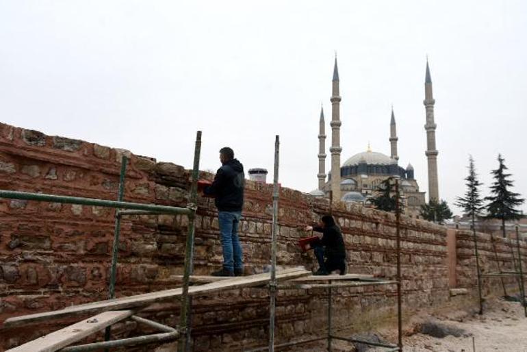 Selimiye Meydanı, mayısta açılıyor; Türkiyenin en büyüklerinden olacak