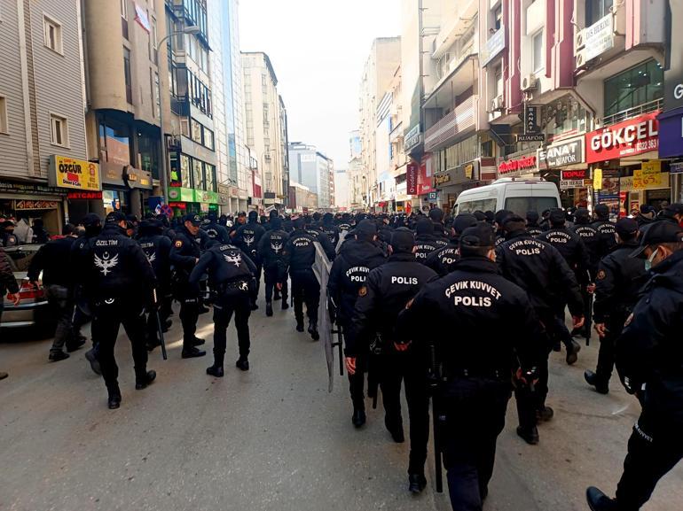 Alparslan Kuytulun da aralarında bulunduğu izinsiz yürüyüşe polis müdahalesi