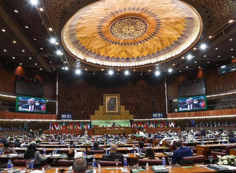 Çavuşoğlu: Müslüman Türkler, 21’inci asırda temel haklarından mahrum