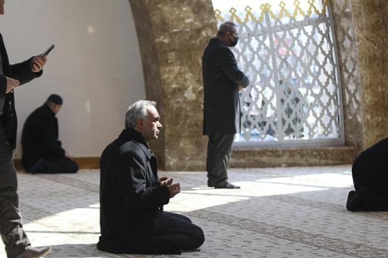 Diyanet İşleri Başkanı Erbaş, Ayşe Hatun Camisinin açılışını yaptı