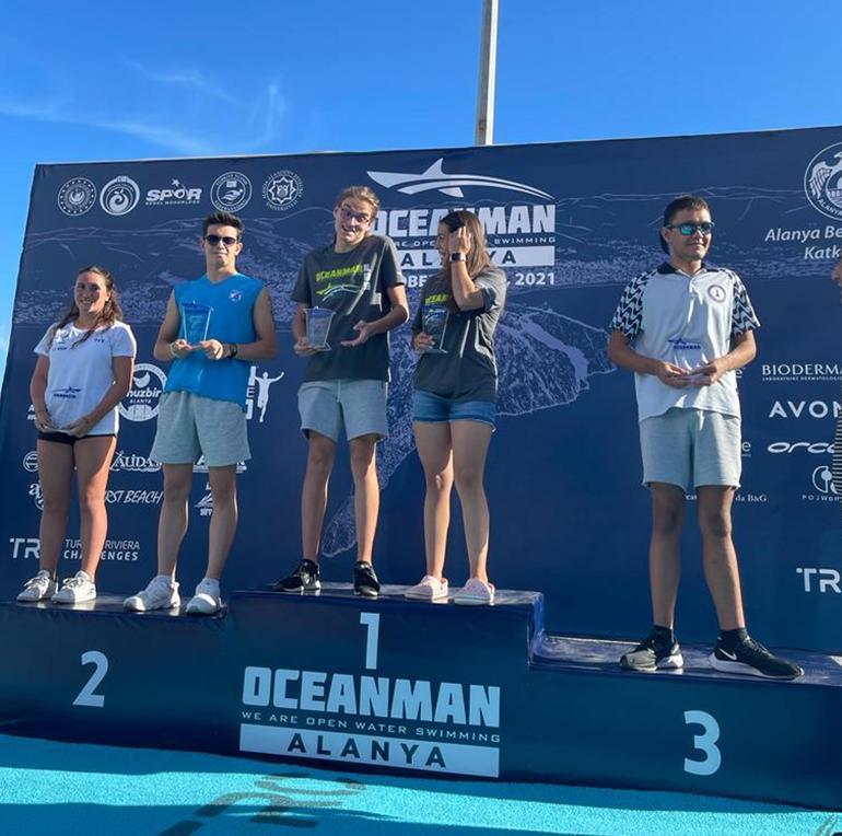 Otizmli yüzücü Tuna, Egenin iki yakası arasında kulaç atacak