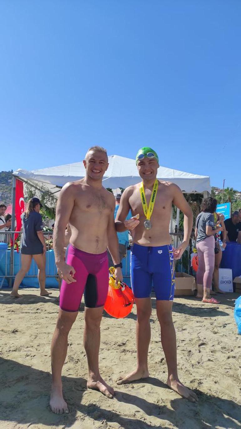 Otizmli yüzücü Tuna, Egenin iki yakası arasında kulaç atacak