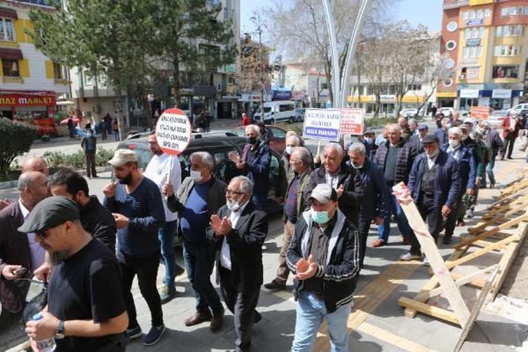 Köylülerden ağaçların kesileceği ‘katı atık tesisi’ projesine tepki