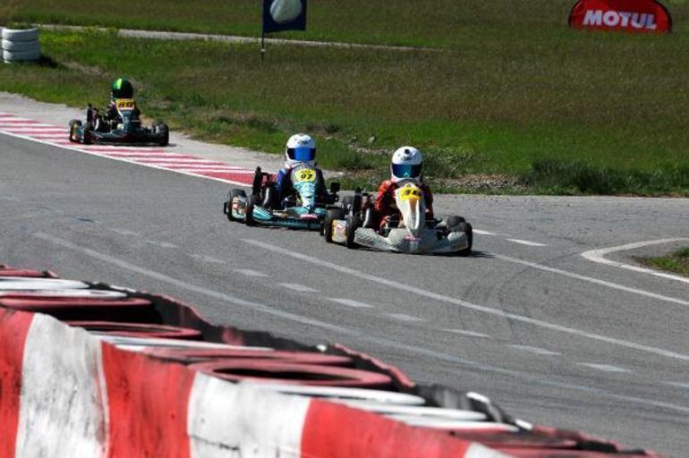 Türkiye Karting Şampiyonası’nda sezonun ilk yarışı başladı