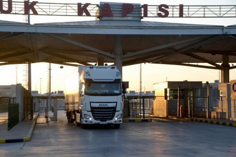 TIR şoförleri: Kaçak göçmenler yüzünden 5 bin euro ceza ödüyoruz