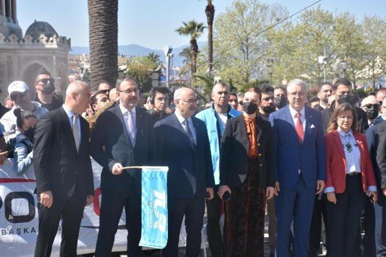 Bakan Kasapoğlu, Cumhurbaşkanlığı Bisiklet Turu 4üncü etabının startını verdi