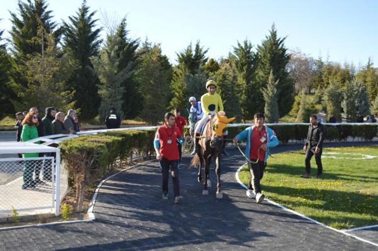 Elazığ Hipodromunda sezon başladı