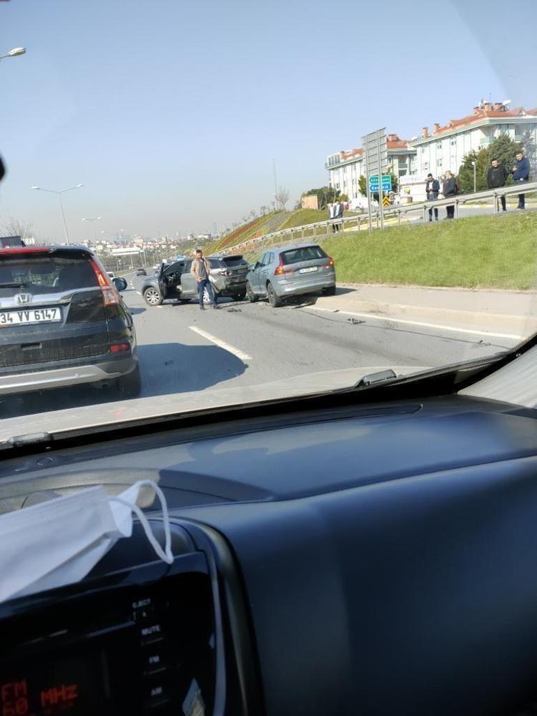 Beşiktaşlı futbolcu Monteronun yaptığı kaza kamerada