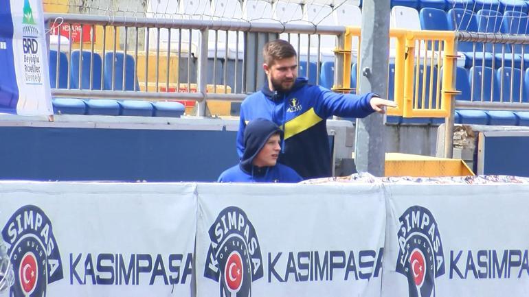 Ukraynalı paralimpik sporcular savaş nedeniyle ülkelerine dönemedi