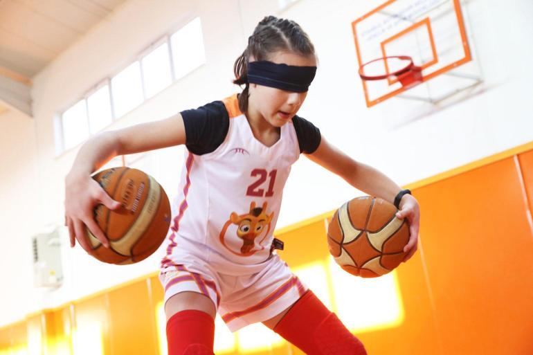 Dünya rekortmeni Ecrin Mart, U15 Milli Takımında