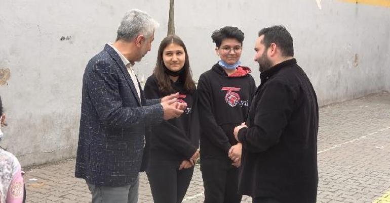 Sultangaziden Arakana yardım eli... Ortaokul öğrencileri su kuyusu açtırdı