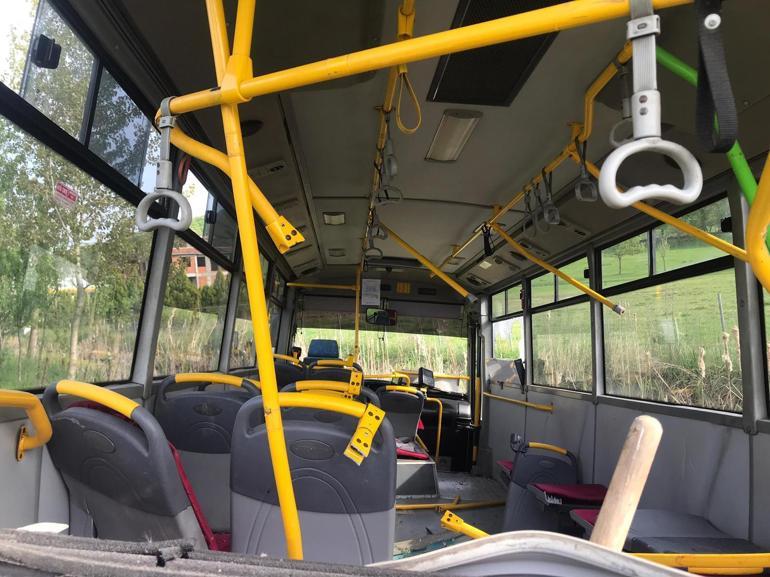 Kamyon, özel halk otobüsüne çarptı: 9 yaralı