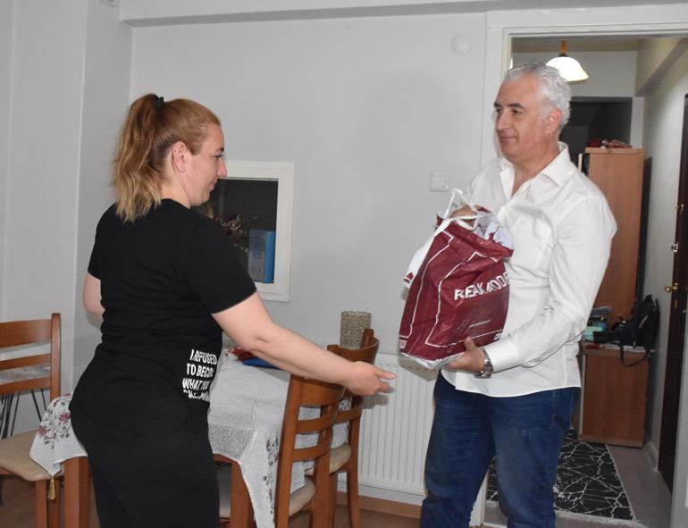 Muhtardan Alo Kitap ile eğitime tam destek