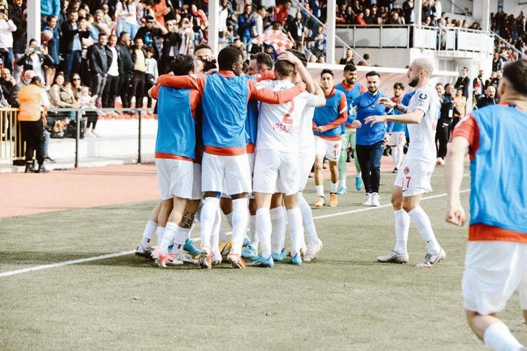 Ümraniyespor, Süper Lig’e yükselmeyi garantiledi