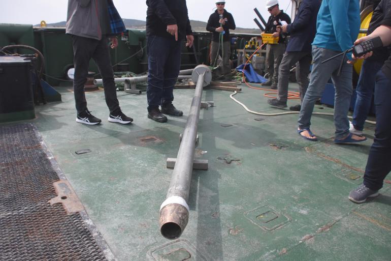 TÜBİTAK MAM Gemisi Kuşadası Körfezini kesen tüm fayları görüntüleyip, 1000 kmlik veri topladı