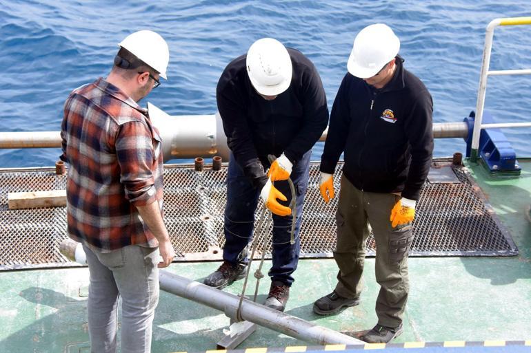 TÜBİTAK MAM Gemisi Kuşadası Körfezini kesen tüm fayları görüntüleyip, 1000 kmlik veri topladı