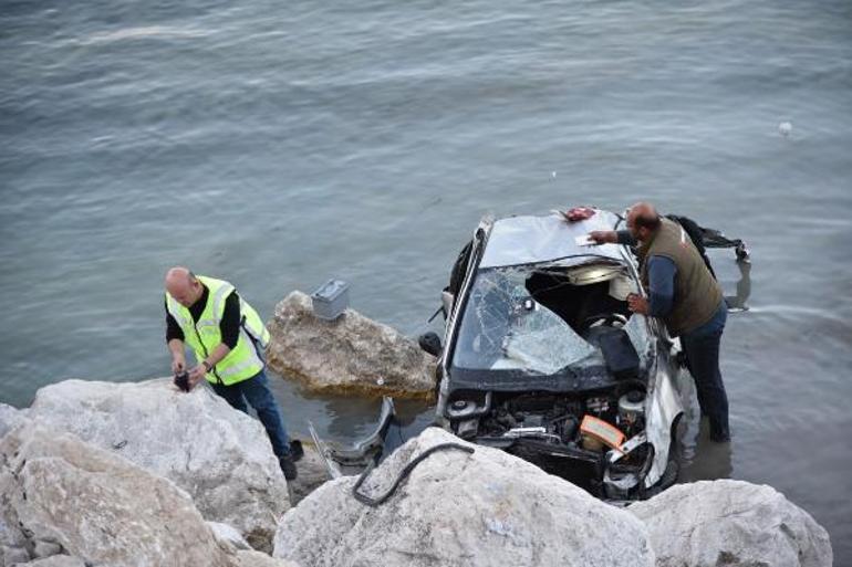 Eğirdir Gölü’ne uçan otomobildeki 2 kişi yaralandı