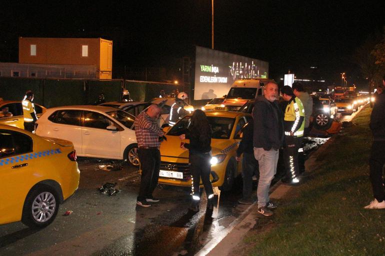 Beşiktaşta 7 araç zincirleme kazaya karıştı; kazaya neden olan sürücü kaçtı
