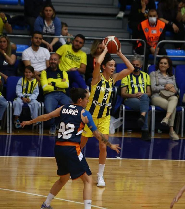 Fenerbahçe Safiport final serisinde 2-0 öne geçti