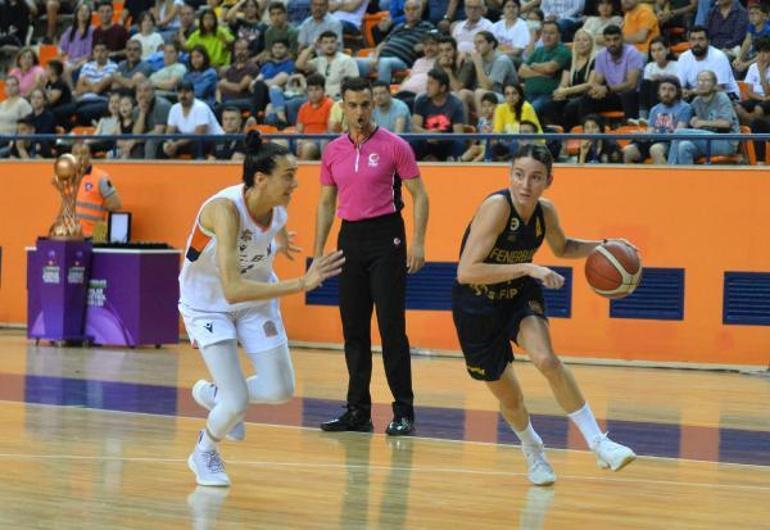Kadınlar Basketbol Süper Liginde şampiyon Fenerbahçe Safiport oldu