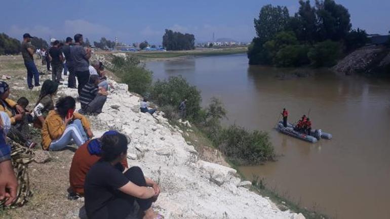 Nehirde 5 gün sonra cesedi bulunan Ferhat, toprağa verildi