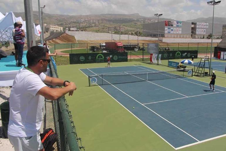 Şırnakta Uluslararası Cudi Cup tenis turnuvası başladı