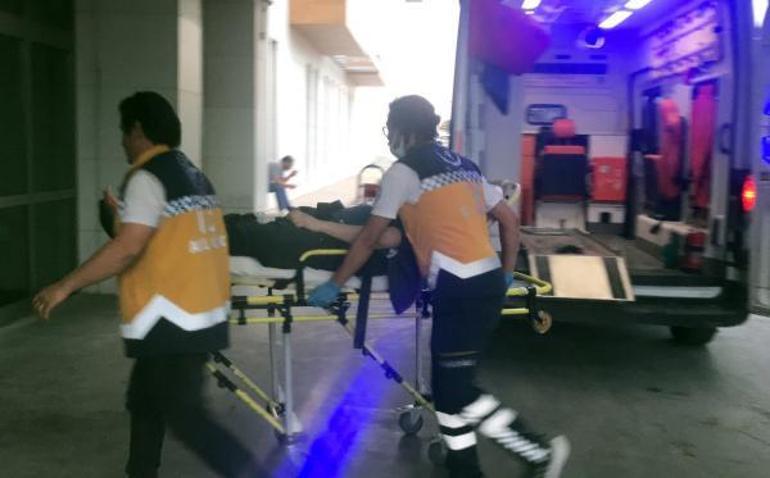 Tabancayla şakalaşırken arkadaşını vurdu