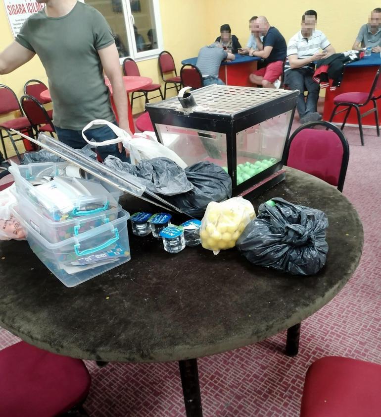 İzmirde kumar baskını; 104 kişiye 189 bin TL ceza