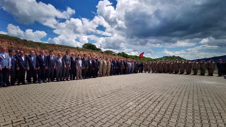 Bingölde 29 yıl önce şehit edilen 33 asker törenle anıldı