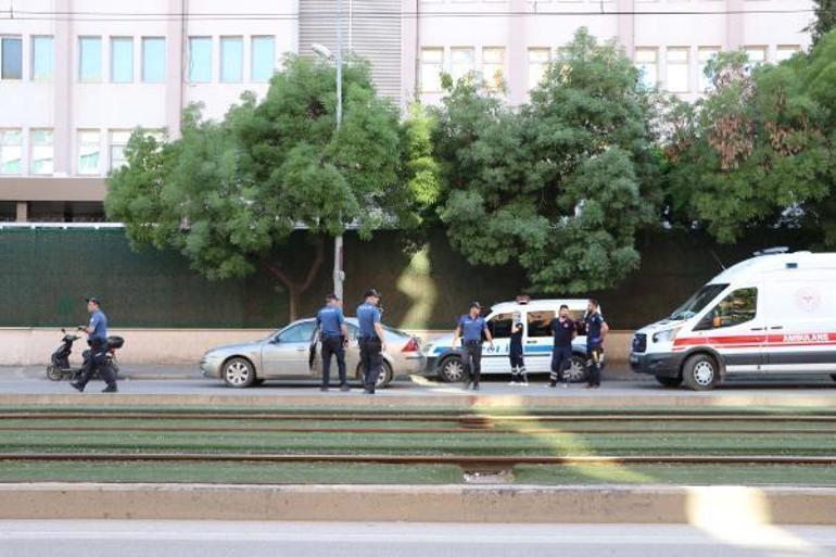 Gaziantepte, emniyet binası önünde canlı bomba şüphelisi etkisiz hale getirildi