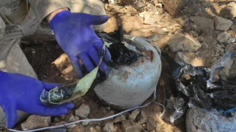 Tunceli’de biri tuzaklanmış 3 EYPyi Sahil buldu