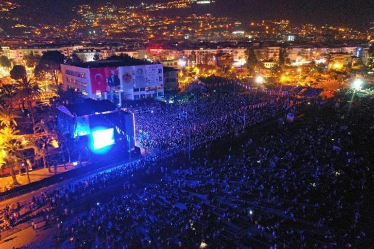 Festivalde Zeynep Bastık coşkusu