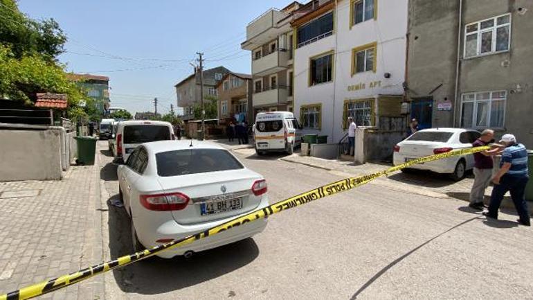 Eşini öldürüp, kızını yaralayarak intihar etti