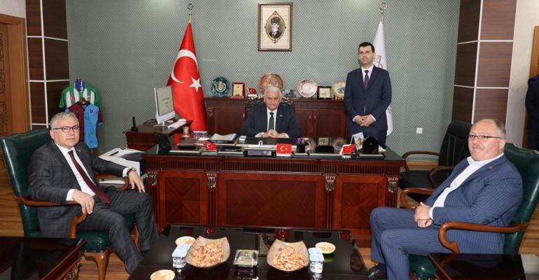 Binali Yıldırım, Sivasta cenazeye katıldı