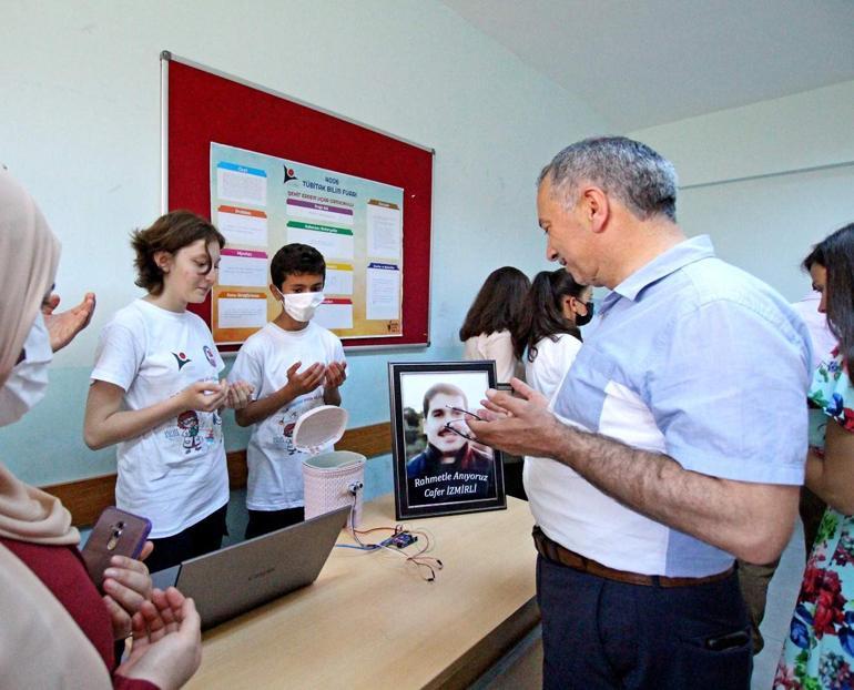 Kazada ölen Cafer öğretmenin projesini tamamlayıp, sergilediler