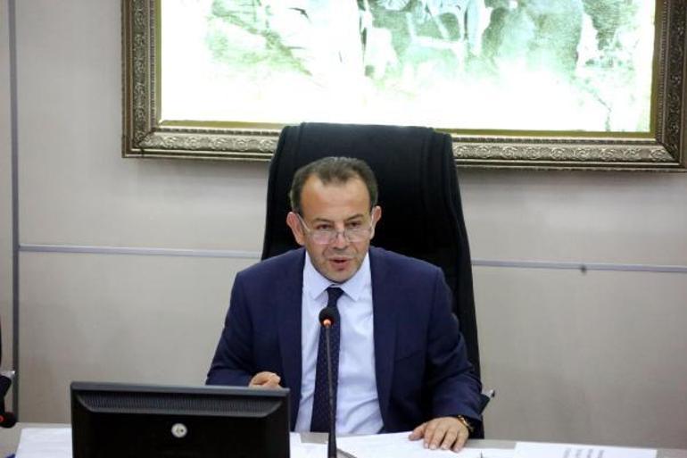 Bolu Belediye Başkanı Özcanın kadın meclis üyesine sözleri protesto edildi