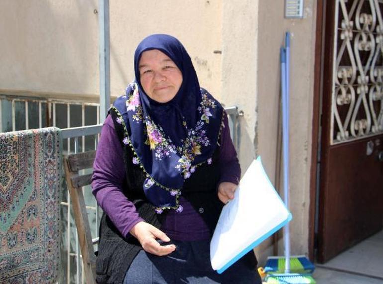 Okumadan imzaladığı belgeyle kaybettiği evini almak için 17 yıldır mücadele veriyor