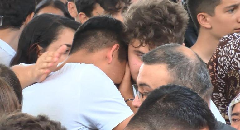 Kumburgazdaki kazada ölen 2 öğrenci son yolculuğuna uğurlandı