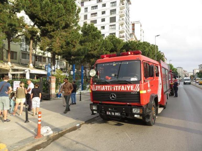 Kadıköyde 11 katlı binada yangın; üst katlardakileri zillere basarak tahliye ettiler