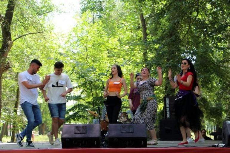 Edirne 9/8 Festivalinde darbuka şov