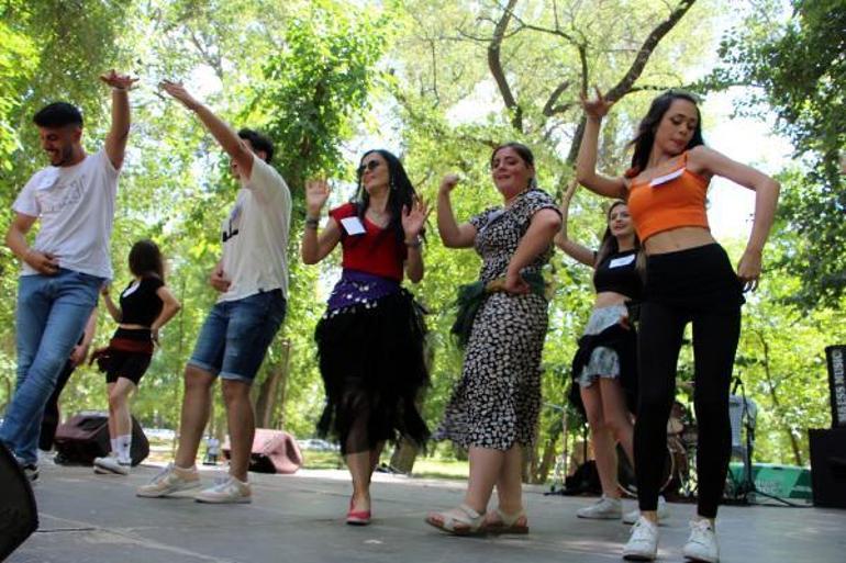 Edirne 9/8 Festivalinde darbuka şov