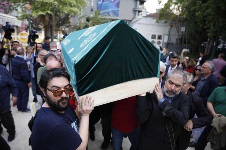 Karikatürist Latif Demirci son yolculuğuna uğurlandı