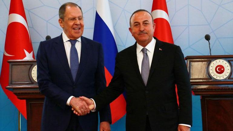 Çavuşoğlu ve Lavrovdan tahıl koridoru açıklaması