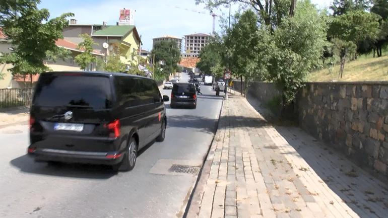 Cumhurbaşkanı Erdoğan konvoyunu durdurdu; düğün davetiyesi verildi