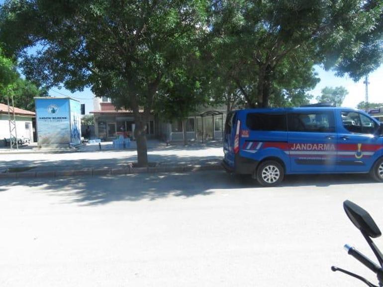 Berber, borç- alacak nedeniyle tartıştığı kahvehaneciyi öldürdü