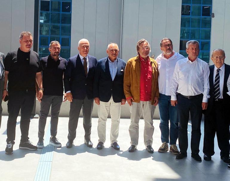TFF Başkan adayı Büyükekşi İzmir kulüpleri ile buluştu