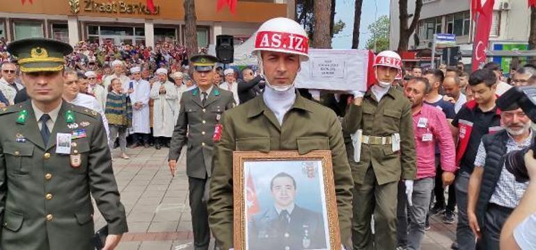 Şehit Uzman Çavuş Demir, son yolculuğuna uğurlandı