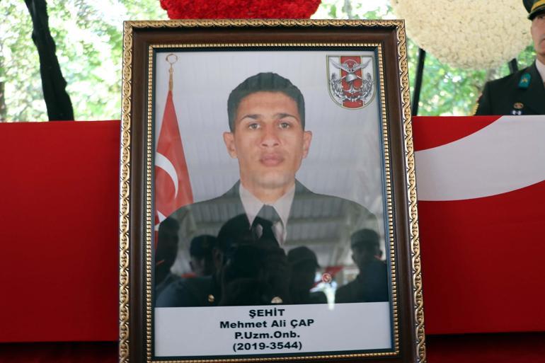 Şehit Uzman Çavuş Demir, son yolculuğuna uğurlandı